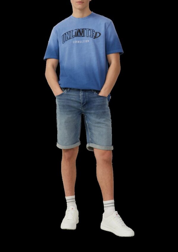 T-Shirt mit Farbverlauf und Artwork