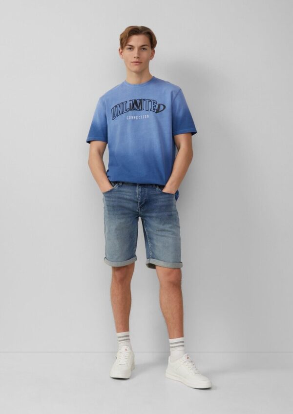 T-Shirt mit Farbverlauf und Artwork