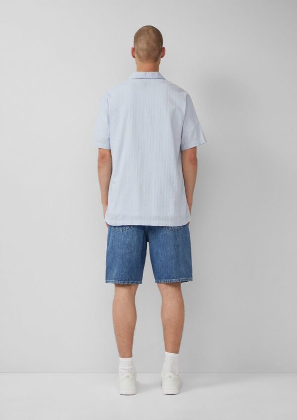 Resorthemd in strukturierter Ware mit Seersucker-Effekt