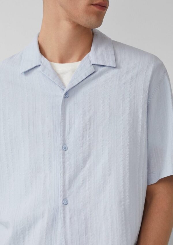 Resorthemd in strukturierter Ware mit Seersucker-Effekt
