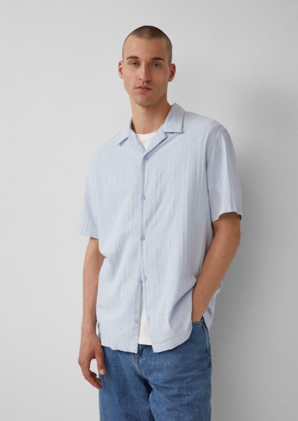 Resorthemd in strukturierter Ware mit Seersucker-Effekt