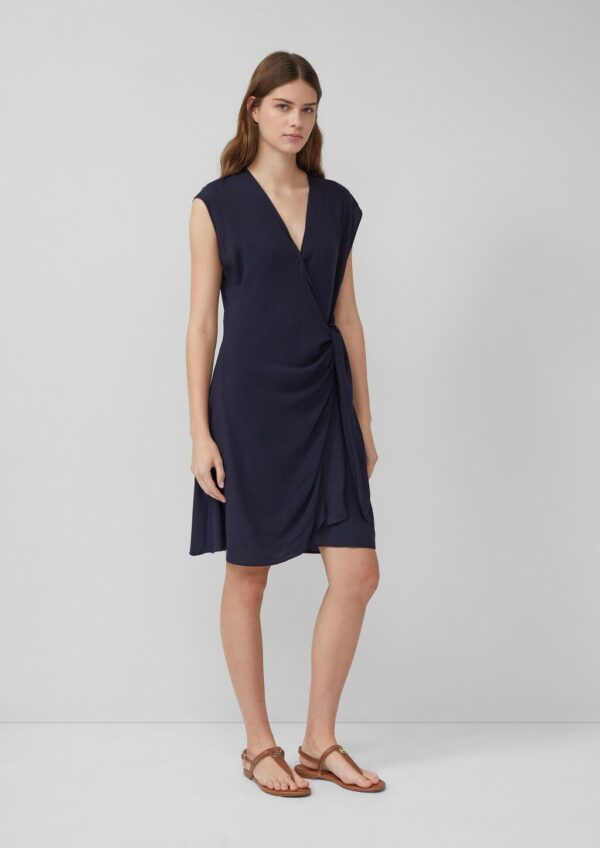 Kurzes Wickelkleid im Relaxed Fit aus Viskose