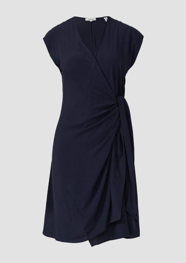 Kurzes Wickelkleid im Relaxed Fit aus Viskose