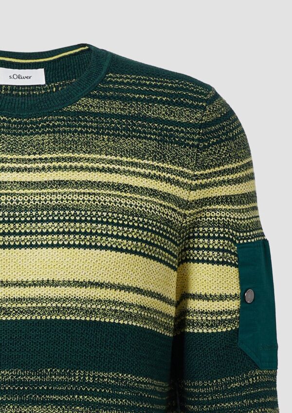 Gestreifter Strickpullover aus Baumwolle mit Ärmeltasche
