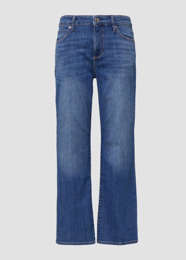 Cropped Jeans / Slim Fit / Mid Rise / Flared Leg