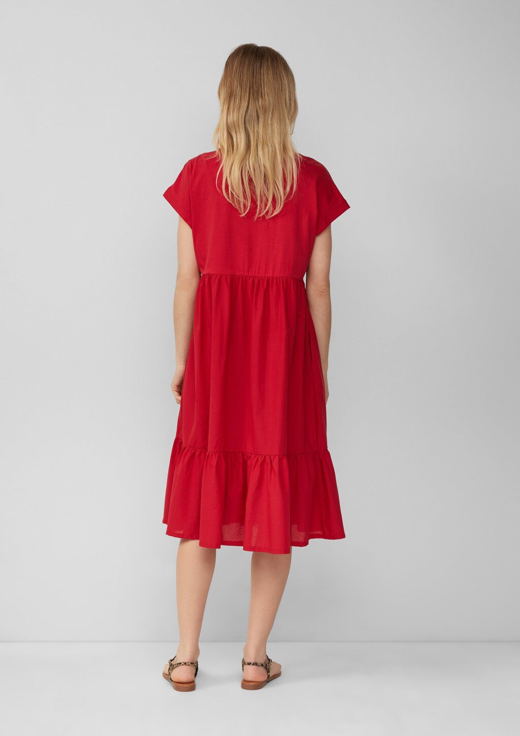 Stufenkleid im Relaxed Fit mit überschnittenen Schultern