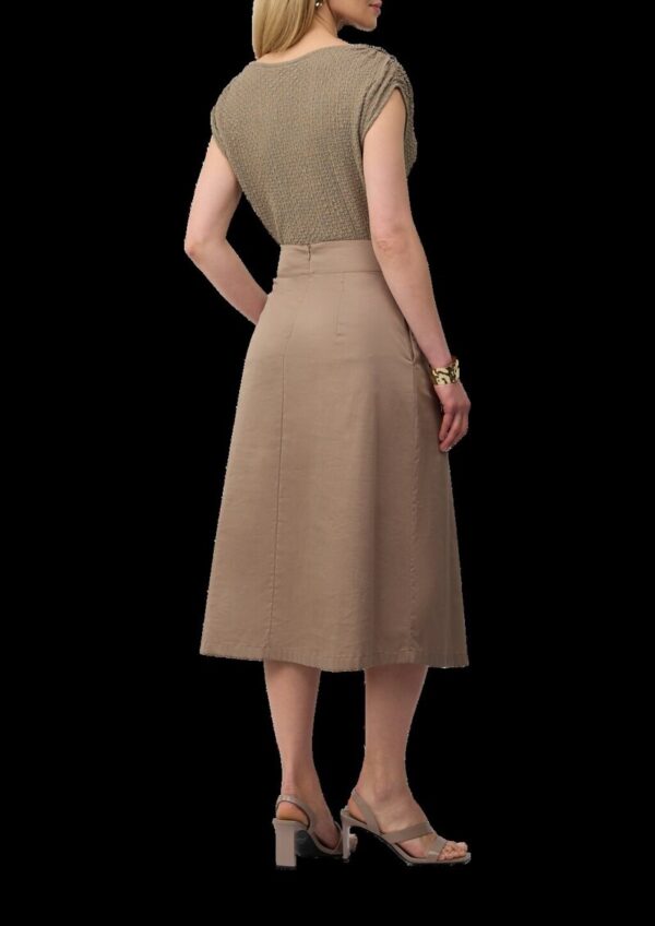 Ärmelloses Shirt mit Wasserfall-Ausschnitt