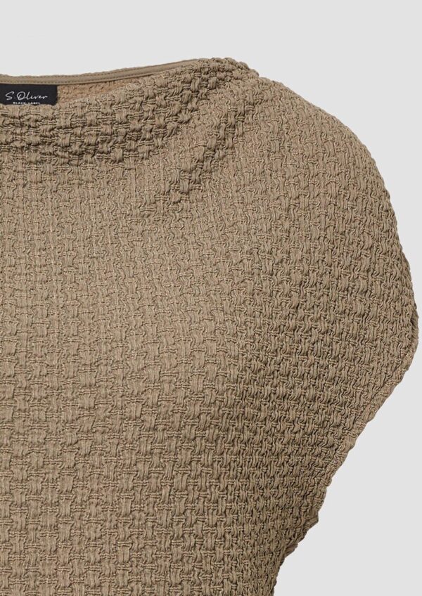 Ärmelloses Shirt mit Wasserfall-Ausschnitt