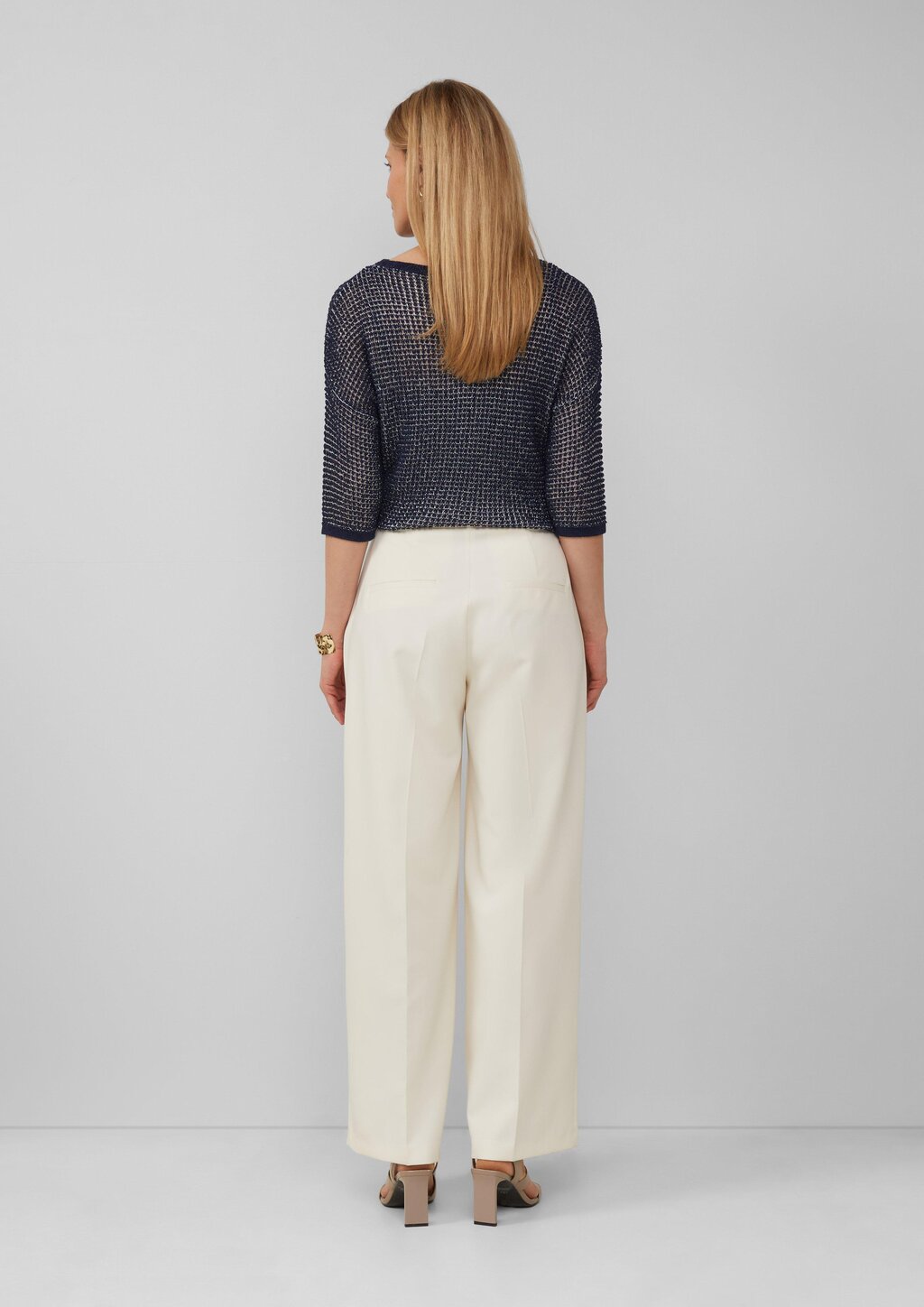 Lockerer Strickpullover in Bicolor-Optik mit U-Boot-Ausschnitt