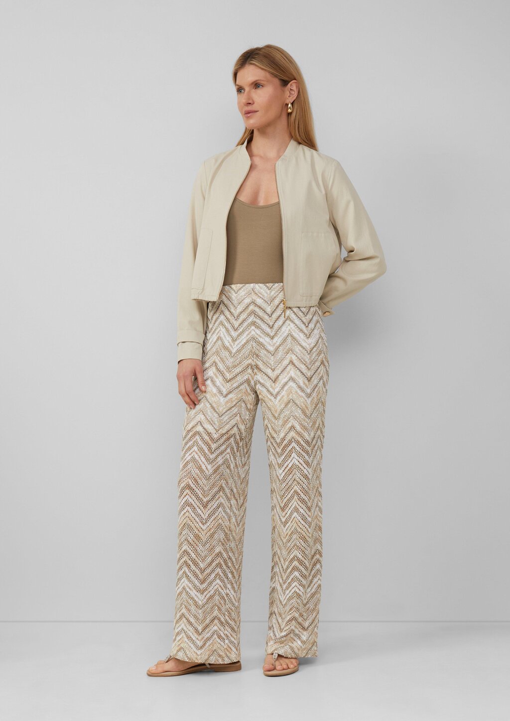 Slim-Fit-Top mit verstellbaren Spaghettiträgern