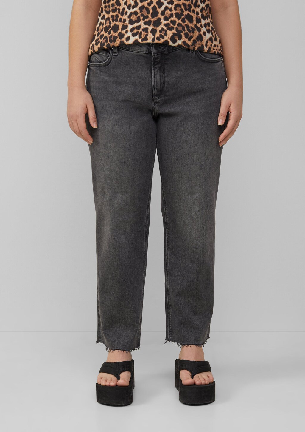 Ankle-Jeans / Slim Fit / Mid Rise / Straight Leg