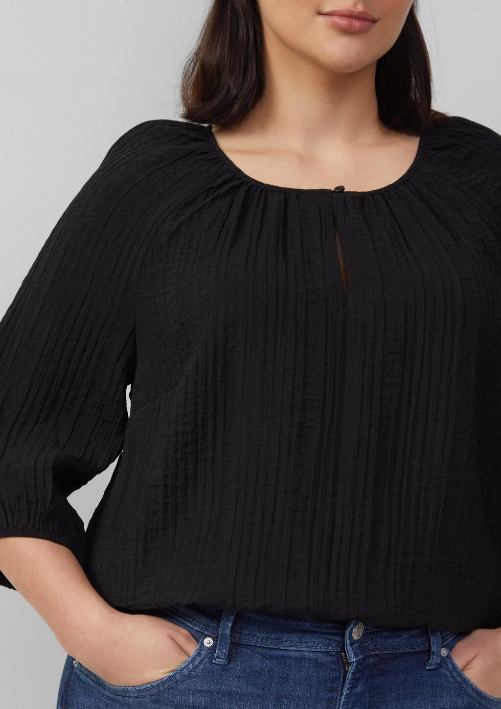 Strukturierte Relaxed-Fit-Bluse mit Raffungen und Raglanärmeln