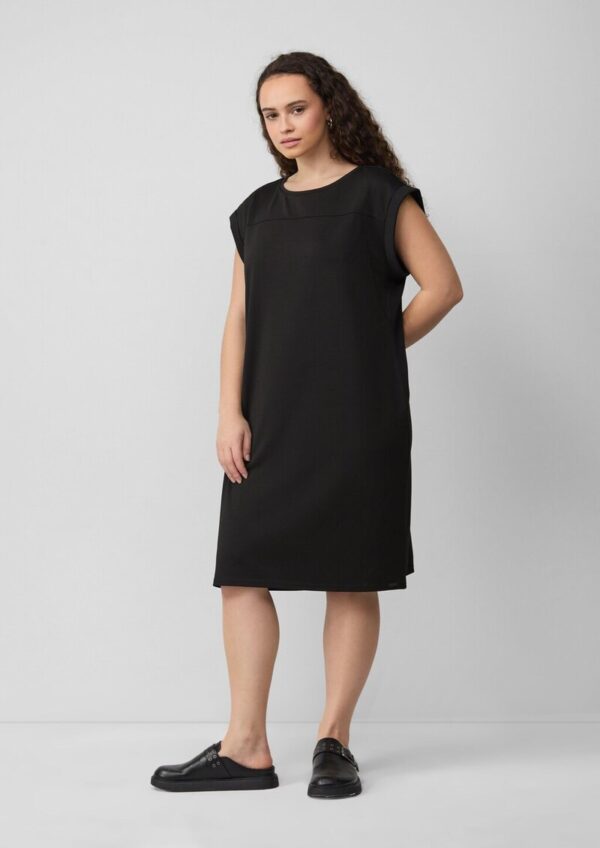 Kurzes Kleid aus Interlockjersey