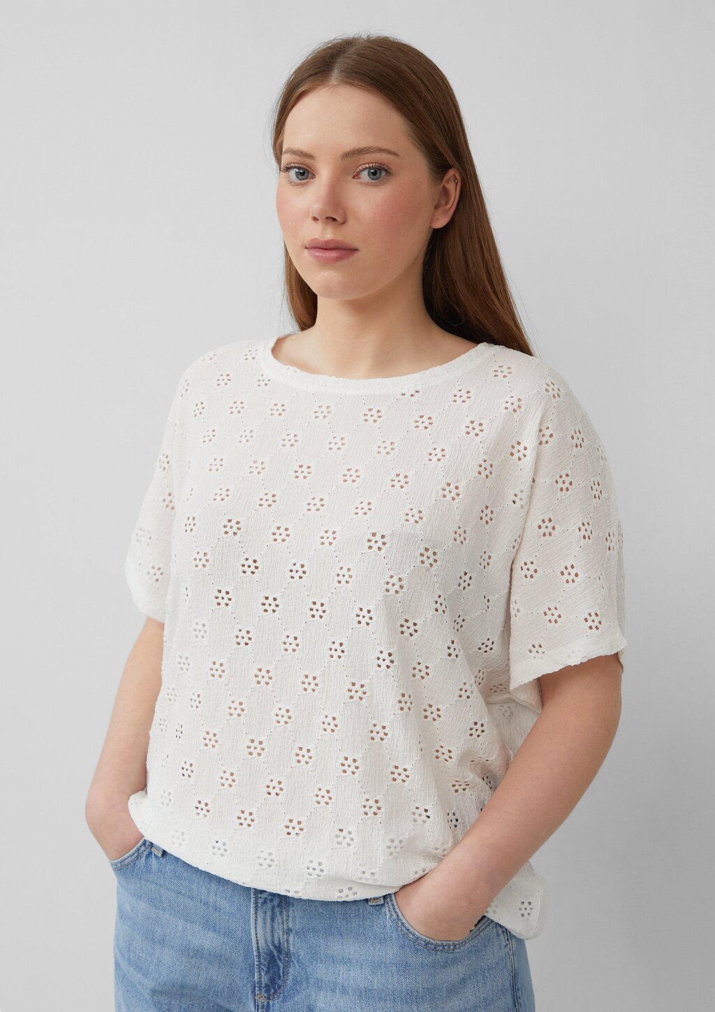 Shirt mit Lochstickerei