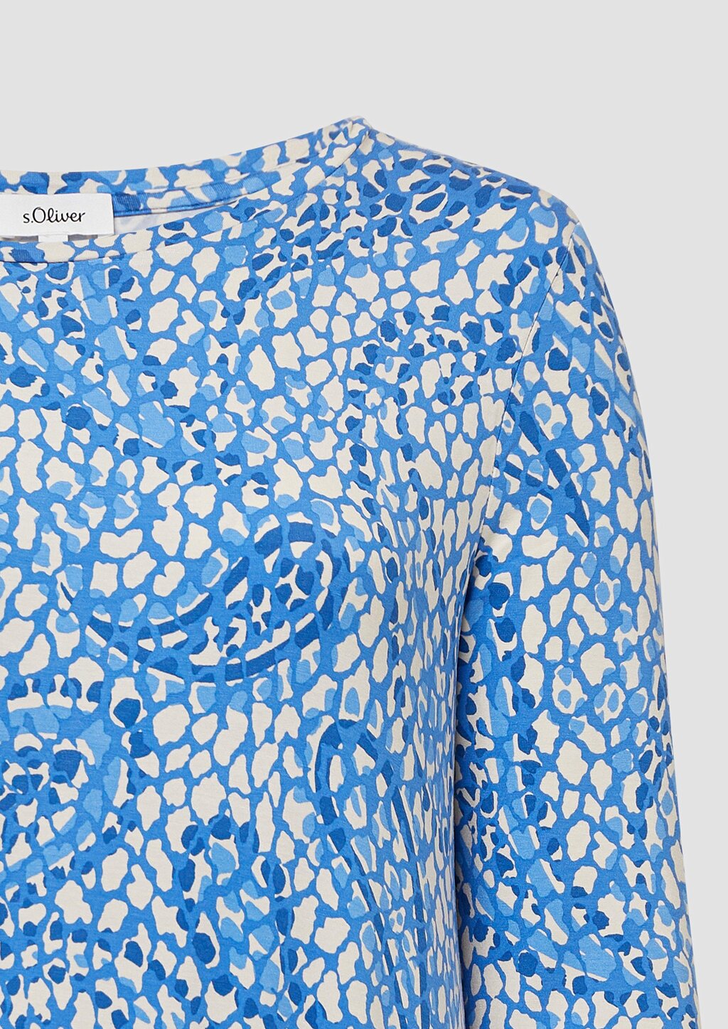 Shirt aus Viskosestretch in O-Shape