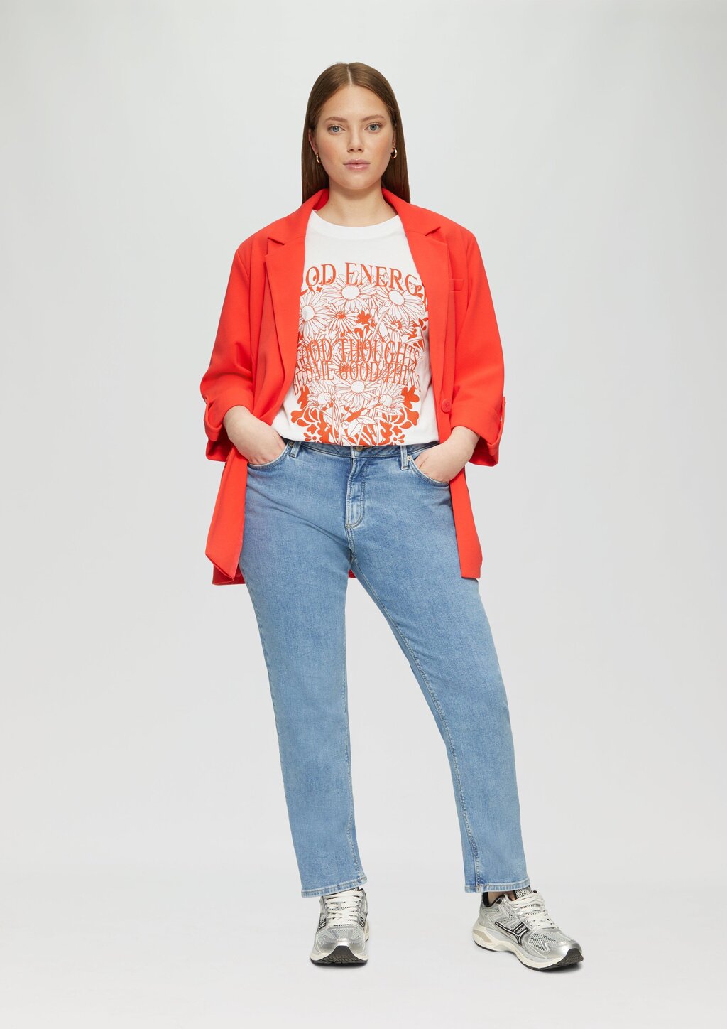 Baumwollshirt mit Frontprint und überschnittener Schulter