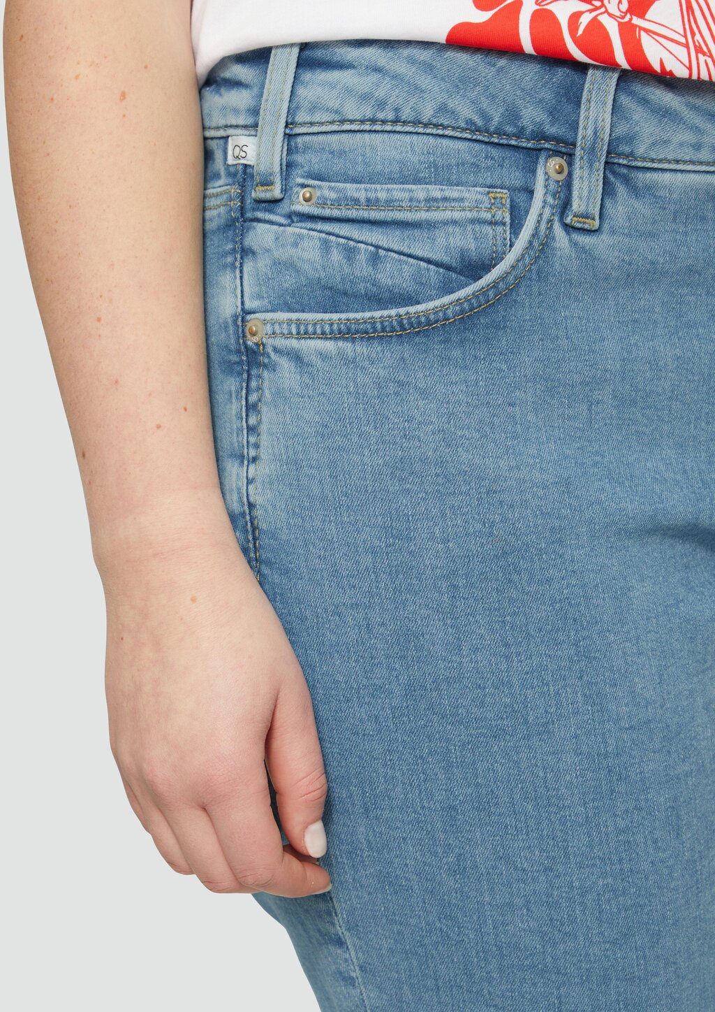 Jeans / Slim Fit / Mid Rise / Slim Leg