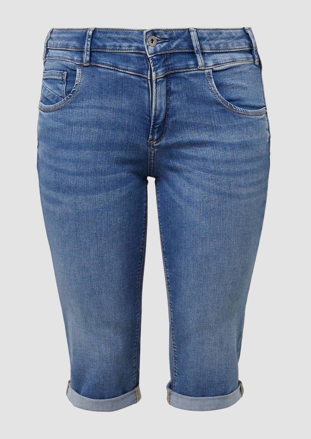 Jeans / Slim Fit / Mid Rise / Capri Length