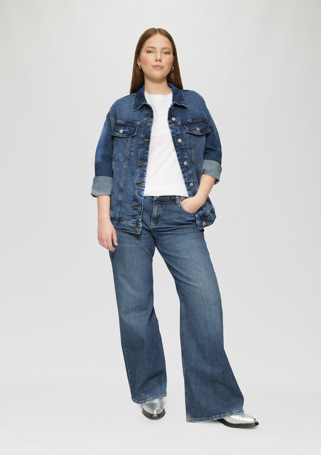 Schmal geschnittene Denimjacke in authentischer Waschung