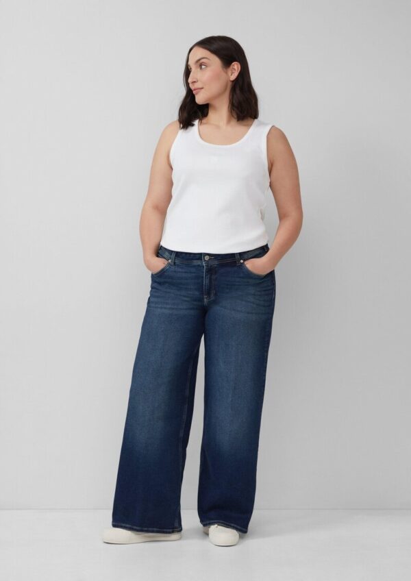 Jeans / Relaxed Fit / Mid Rise / Wide Leg