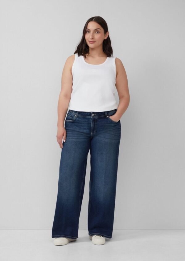 Jeans / Relaxed Fit / Mid Rise / Wide Leg