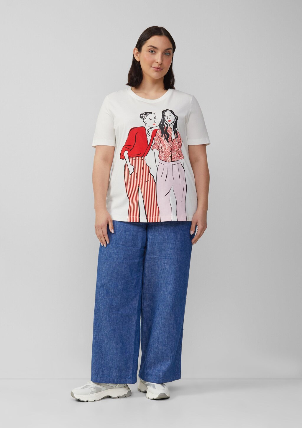 Baumwoll-T-Shirt im Regular Fit mit Frontprint