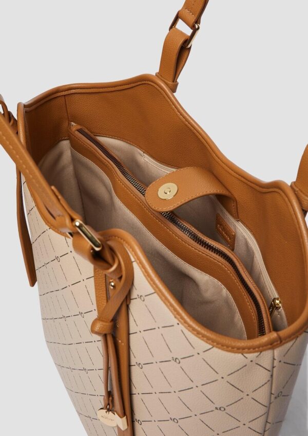 Geräumiger Shopper in Leder-Optik mit Logo-Print