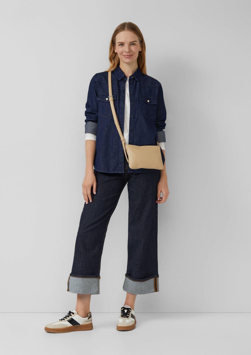 Mini-Bag mit Logoprägung