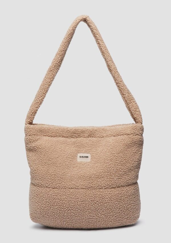 Kuschelige Teddy-Hobo-Bag mit Magnetverschluss