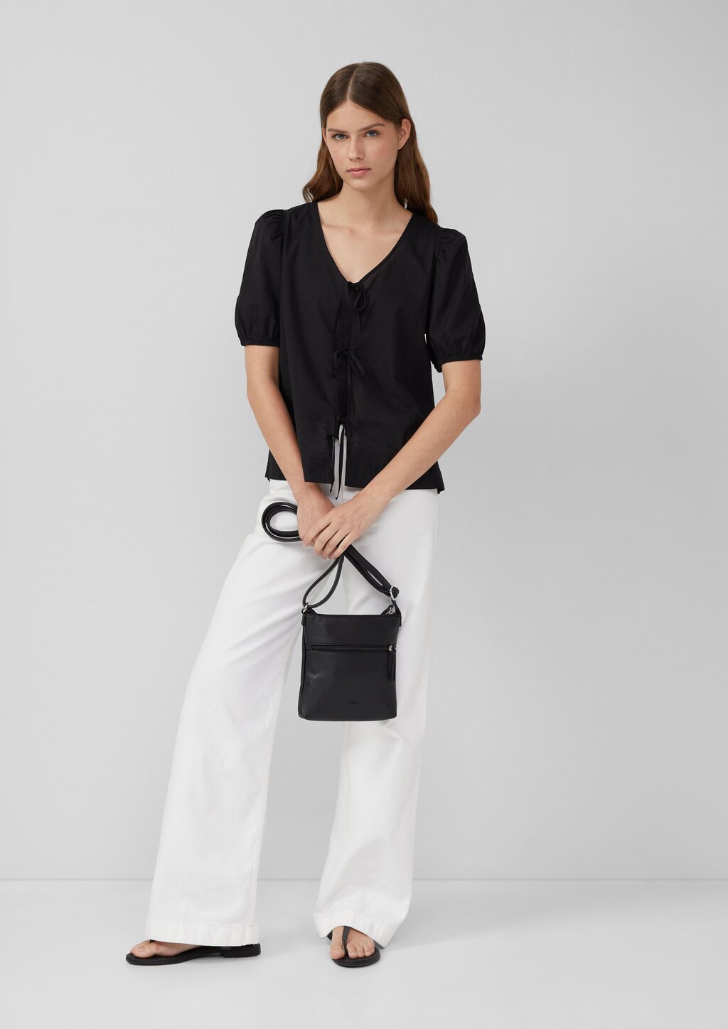 Modische Citybag mit längenverstellbarem Schulterriemen