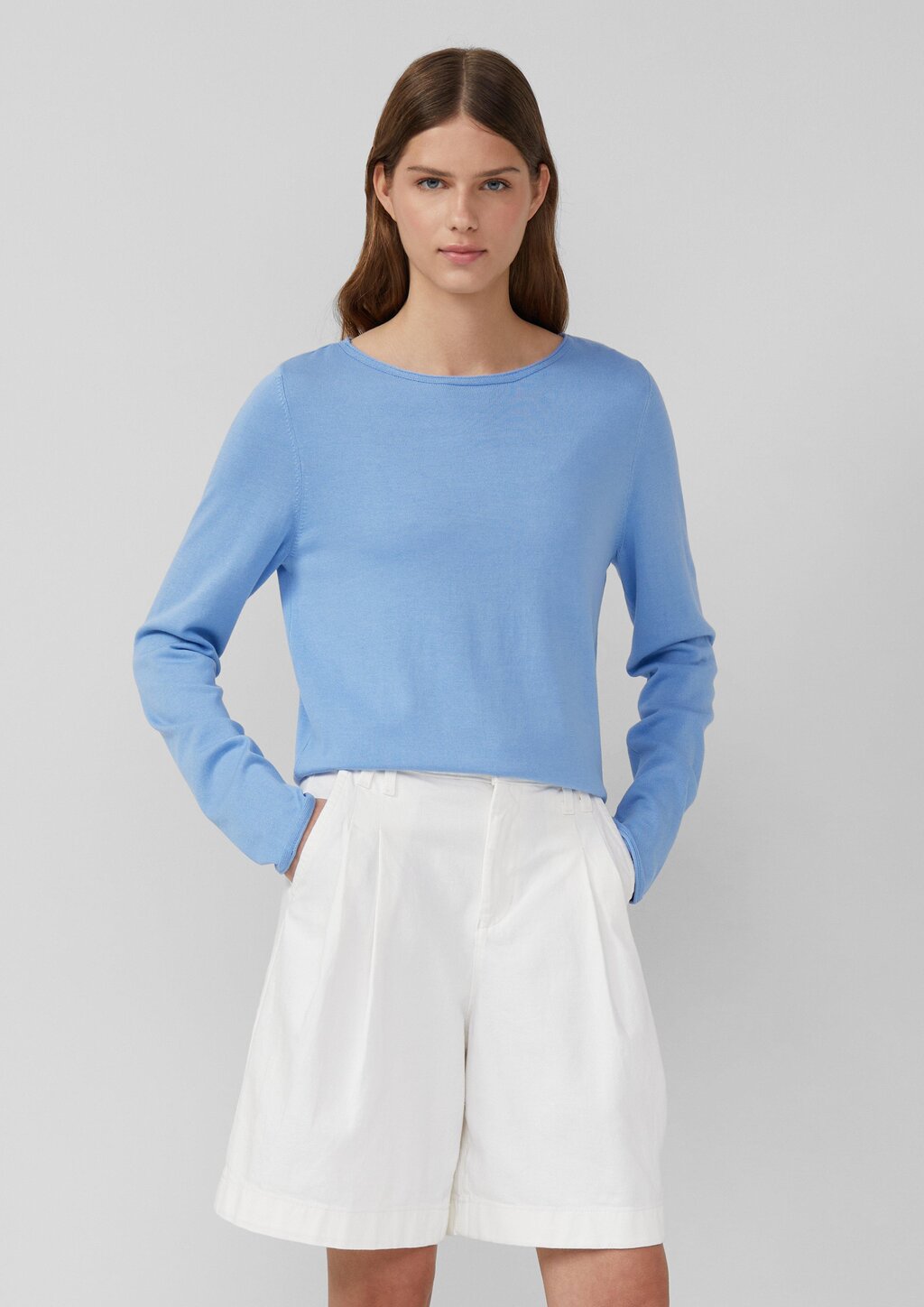 Weicher Feinstrickpullover mit Rollkanten