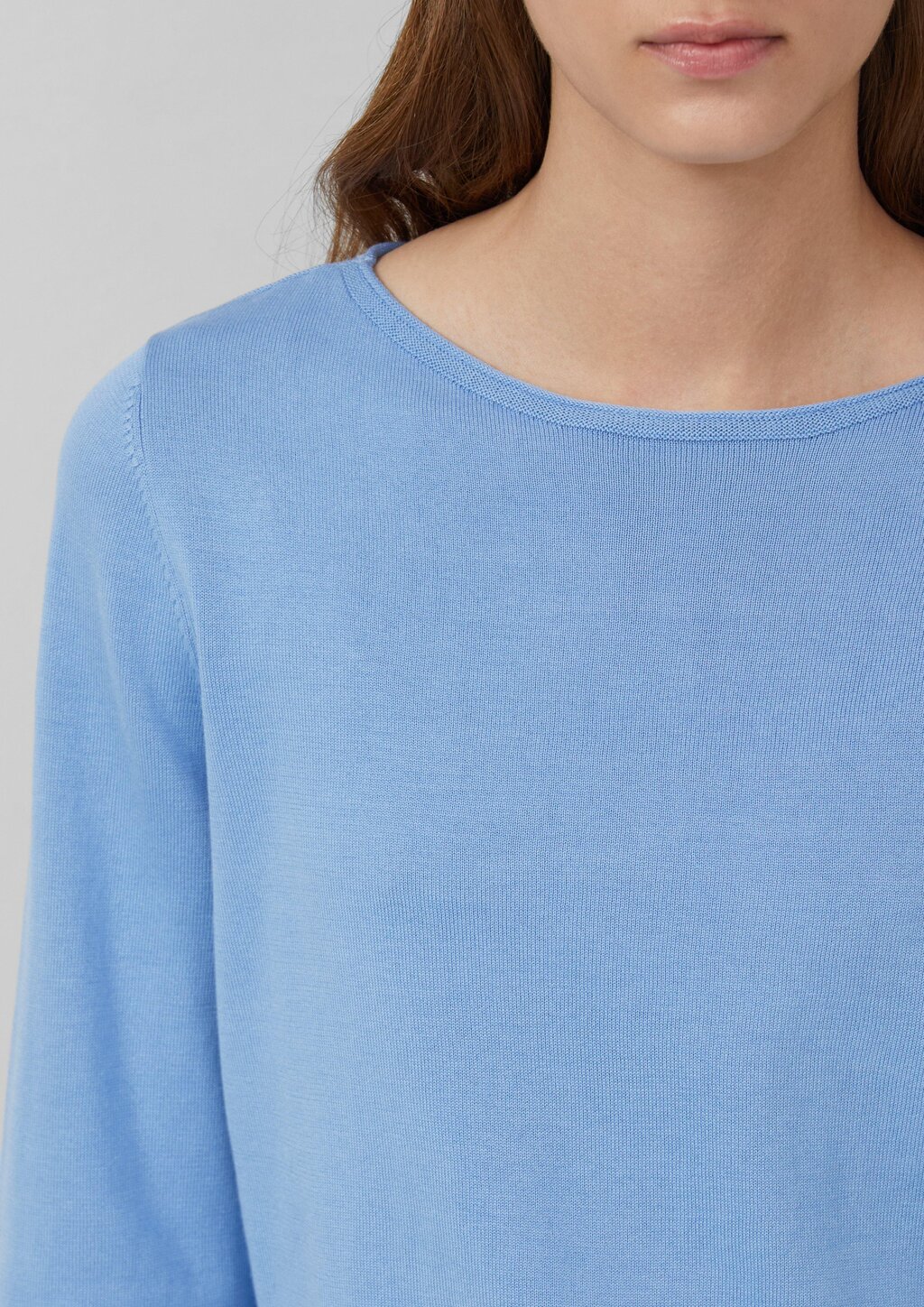 Weicher Feinstrickpullover mit Rollkanten