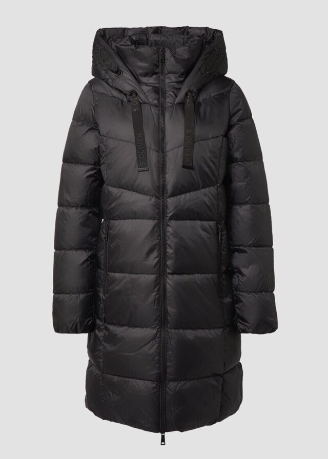 Steppmantel mit Stehkragen und Kapuze