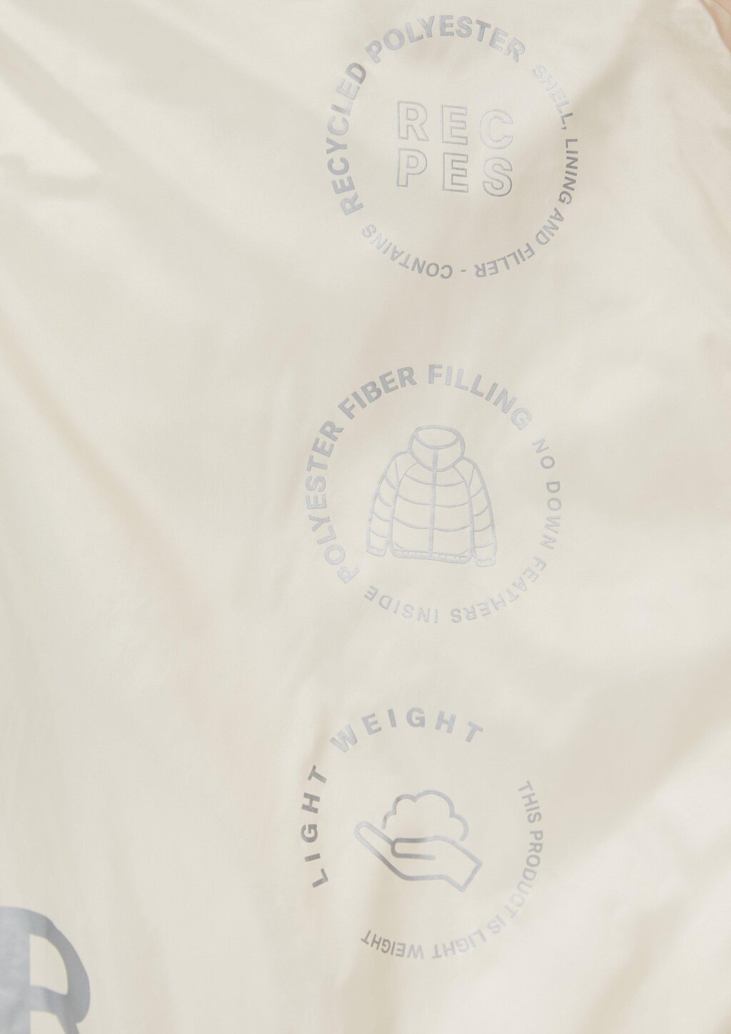 Leichte Steppjacke mit Stehkragen