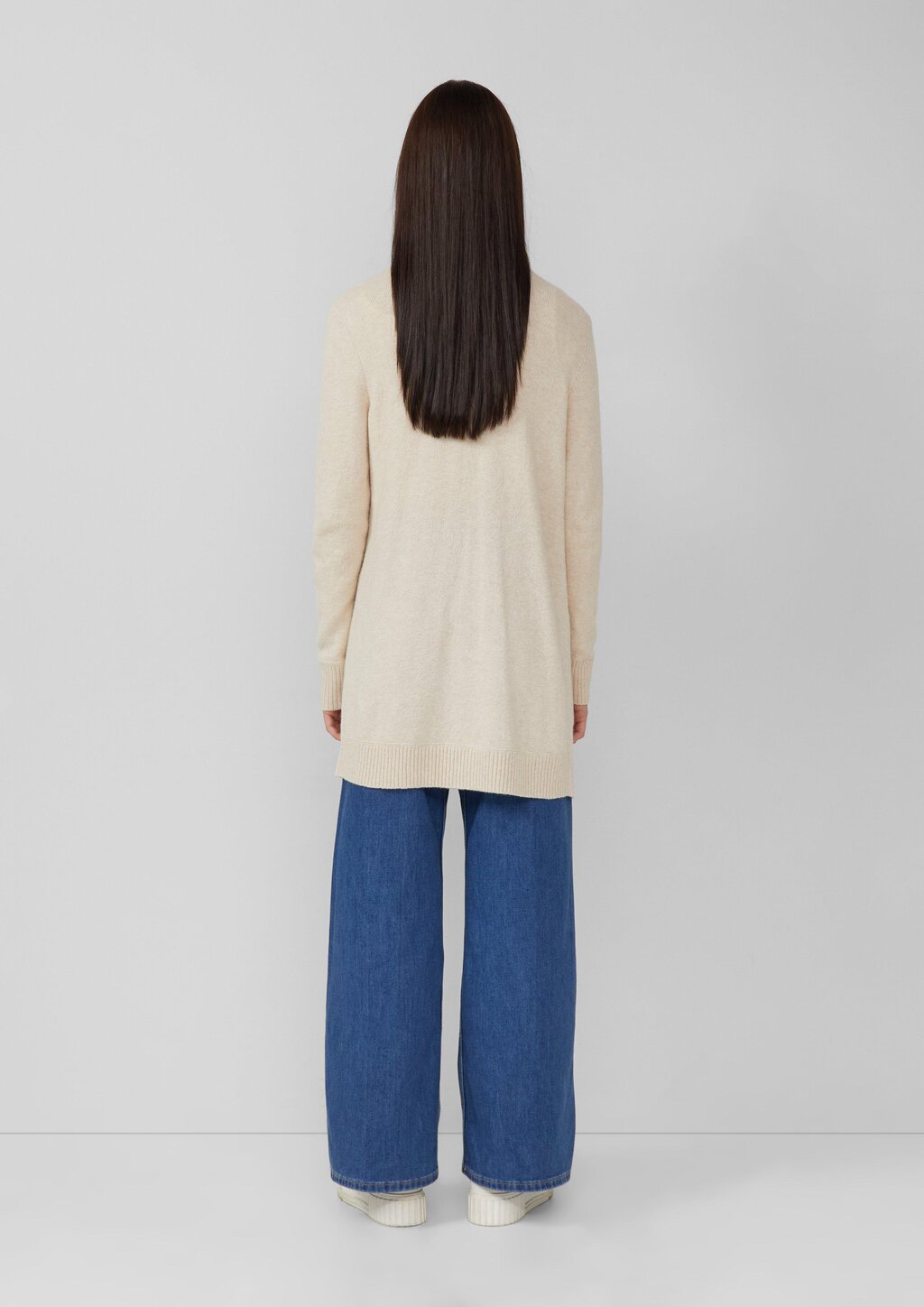 Weiche Strickjacke mit aufgesetzten Taschen