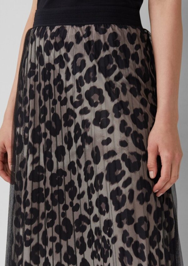 Mesh-Rock mit Leo-Muster