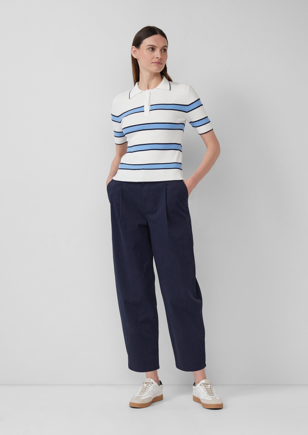 Baumwollstretch-Hose mit Barrel Leg