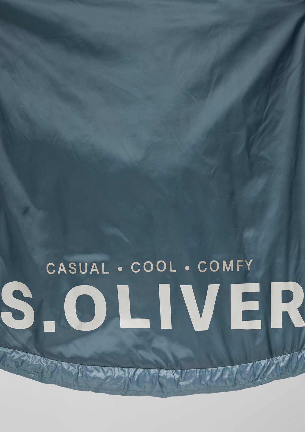 Steppjacke mit Weitenregulierung