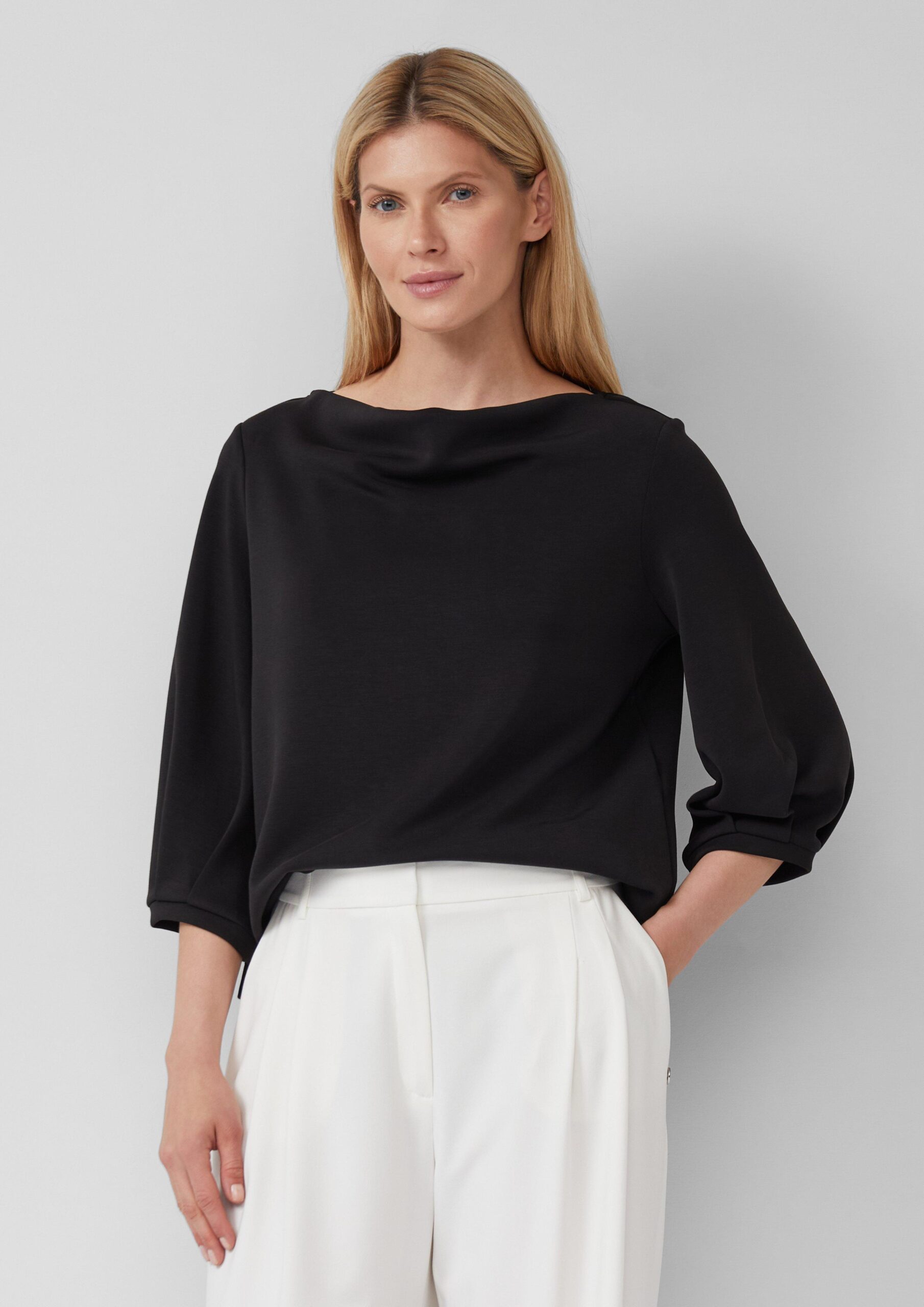 Weiches Sweatshirt aus Scuba mit Wasserfall-Ausschnitt