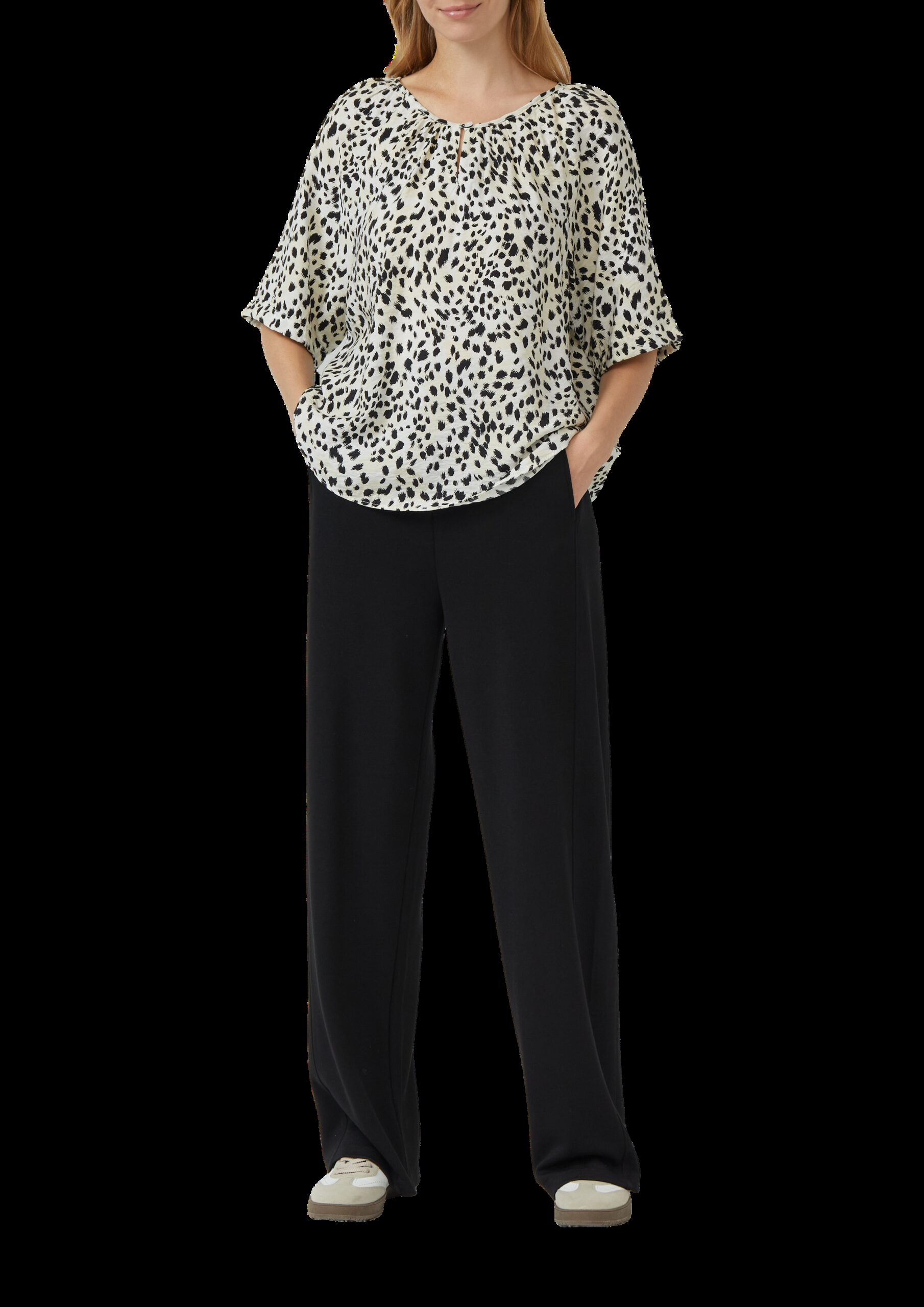 Strukturierte Bluse aus Viskosemix mit Raffung