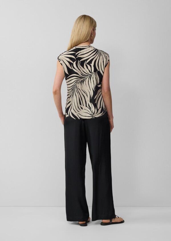 Fließende Viskosebluse mit floralem Print