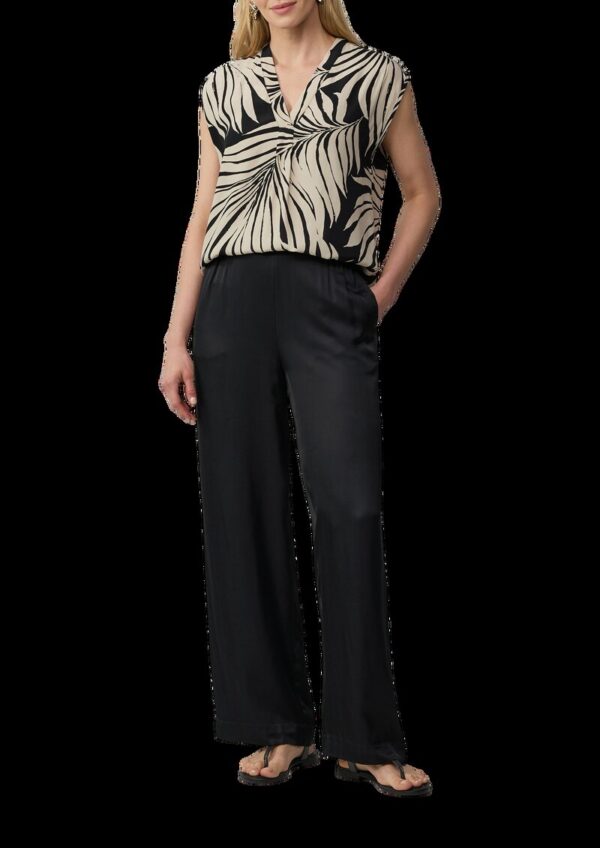 Fließende Viskosebluse mit floralem Print