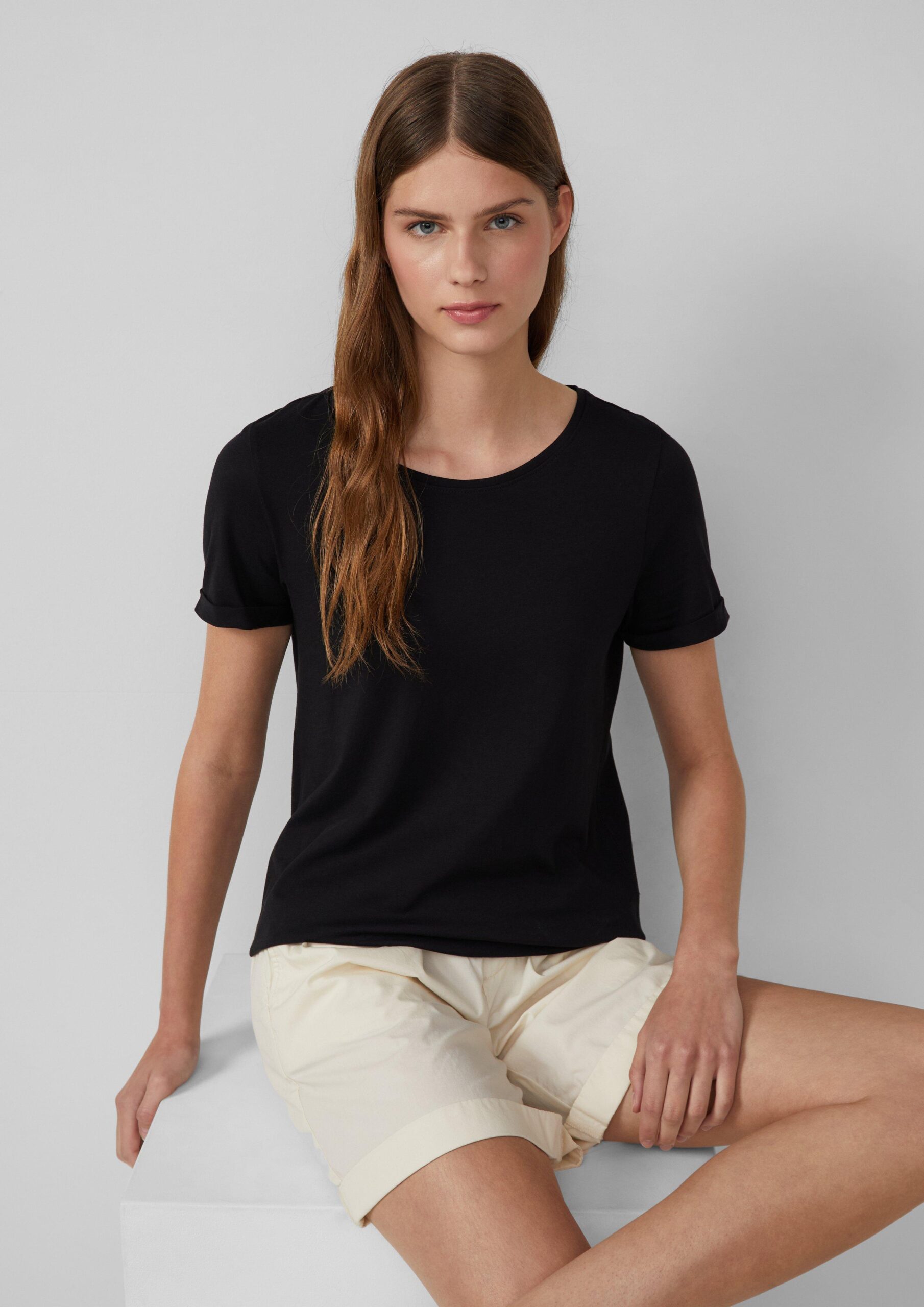 T-Shirt mit Ärmelumschlag