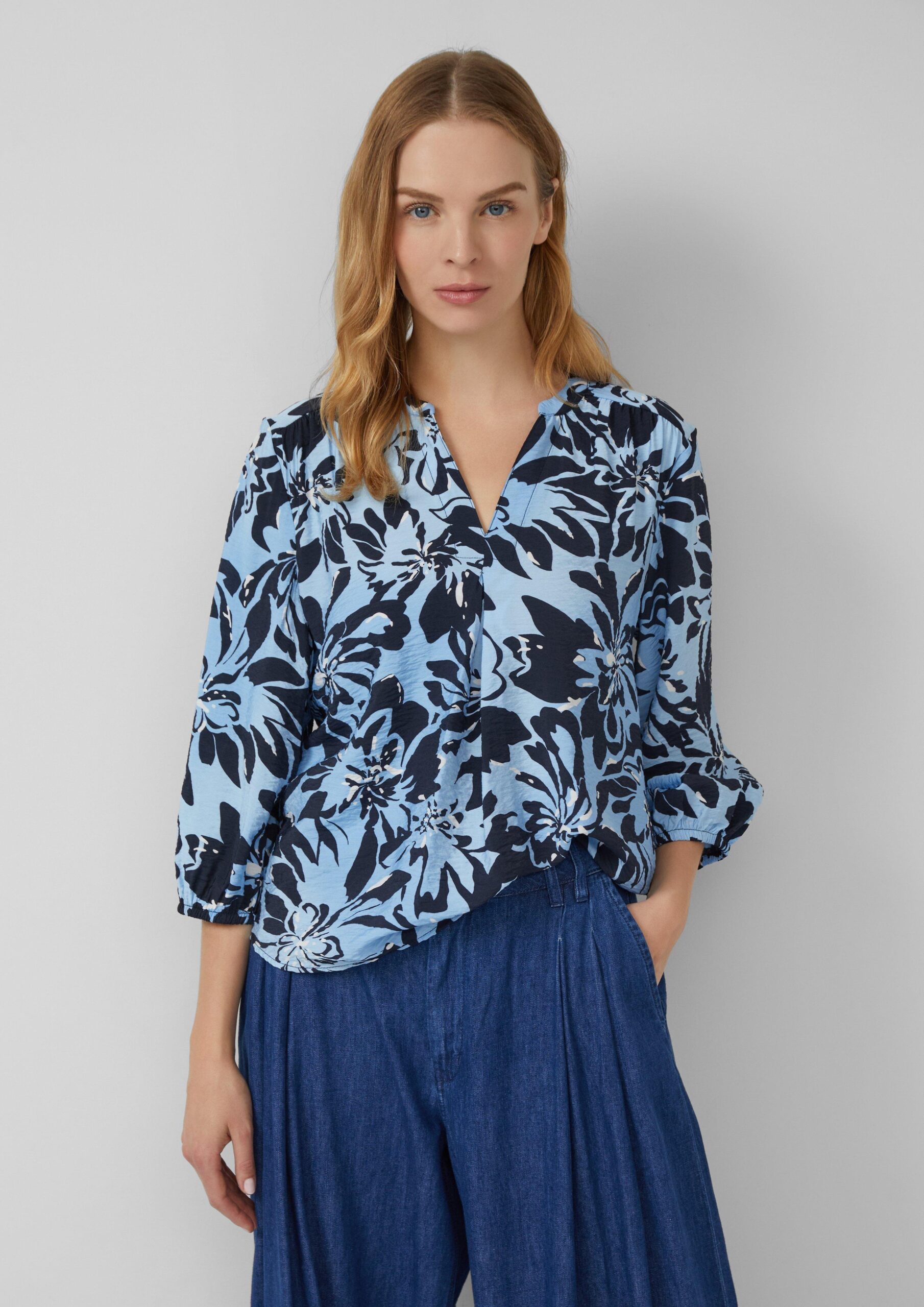 Viskosemix-Bluse im Relaxed Fit mit Raffung