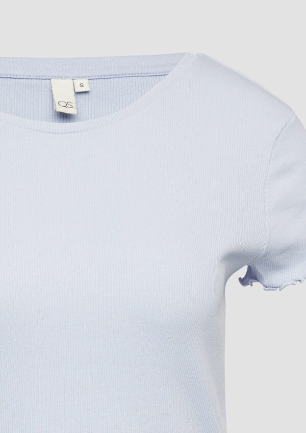 Verkürtzes Rippshirt mit Rundhalsausschnitt