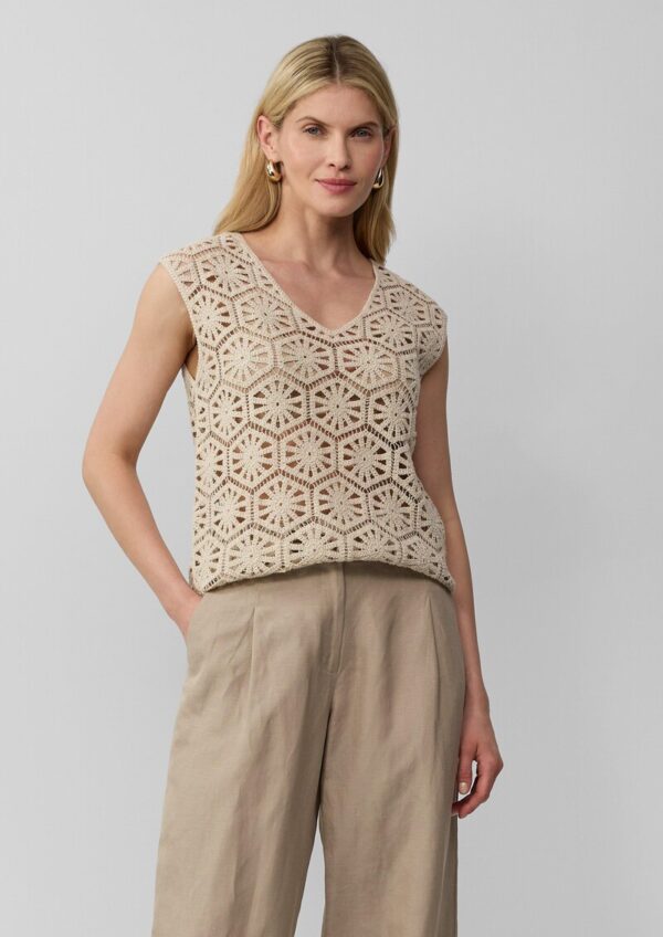 Semitransparentes Tanktop aus Häkelspitze