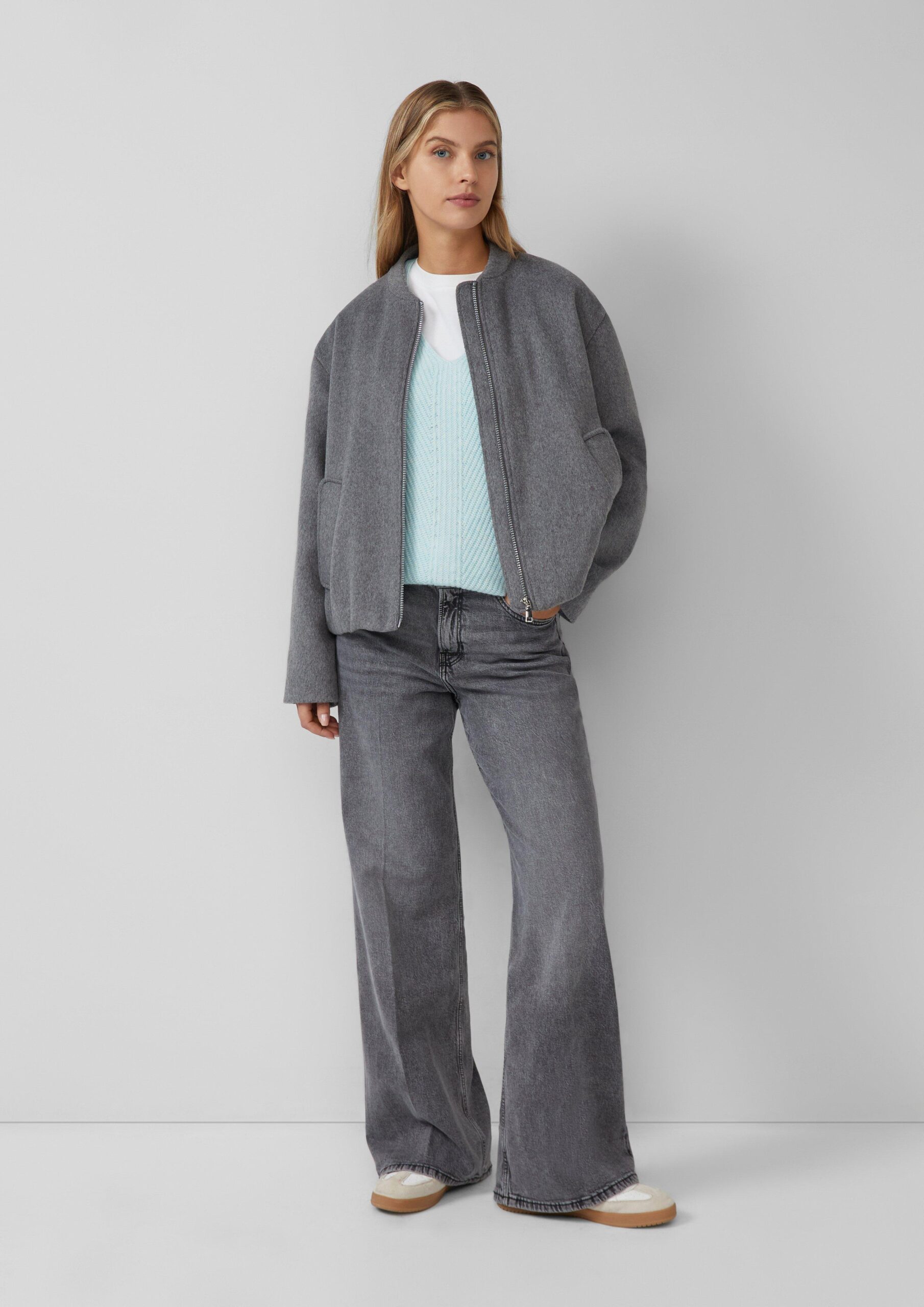 Weicher Strickpullover im Relaxed Fit mit V-Ausschnitt