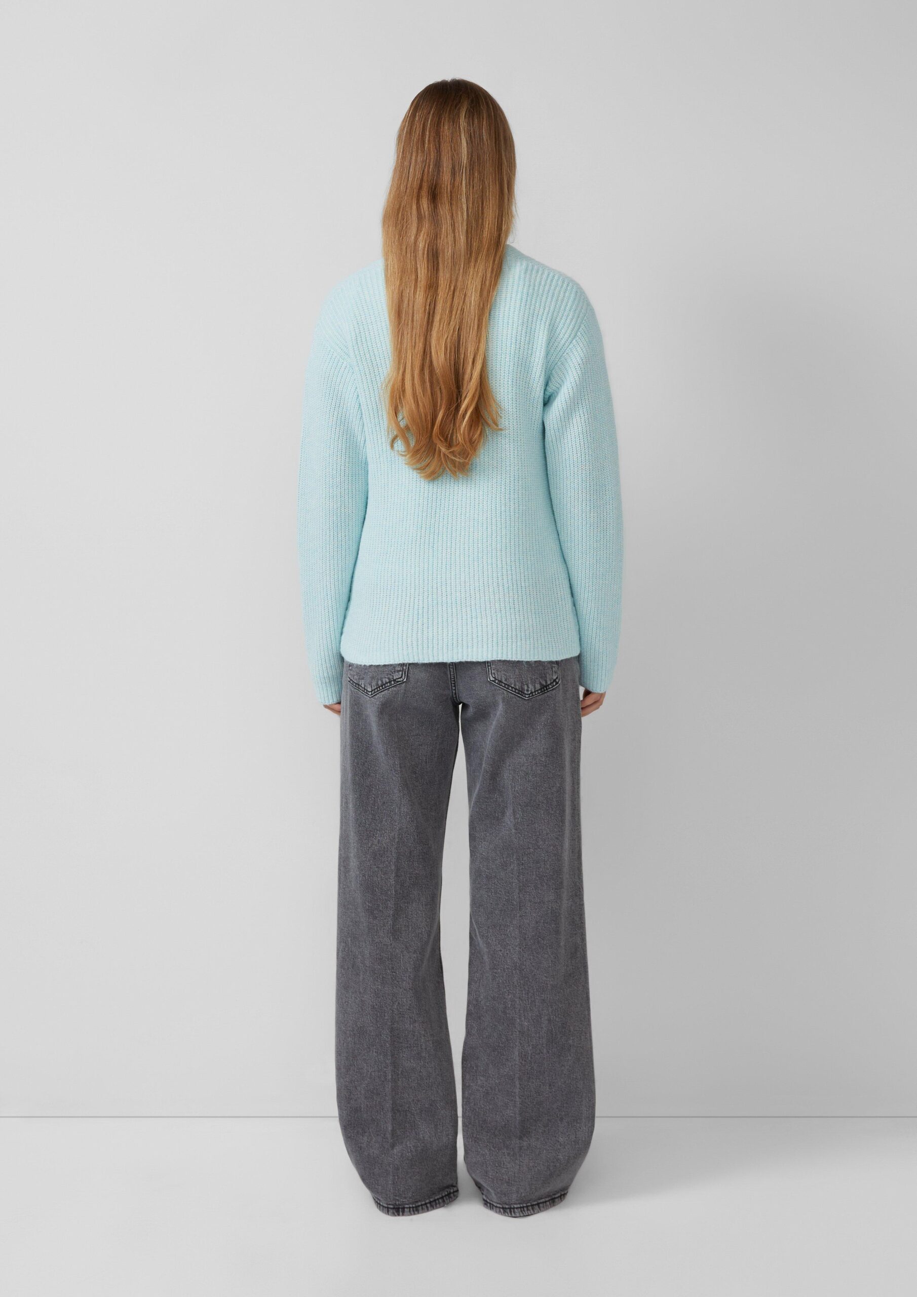 Weicher Strickpullover im Relaxed Fit mit V-Ausschnitt