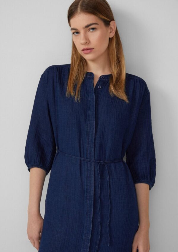 Indigo dyed Midikleid mit Eingrifftaschen