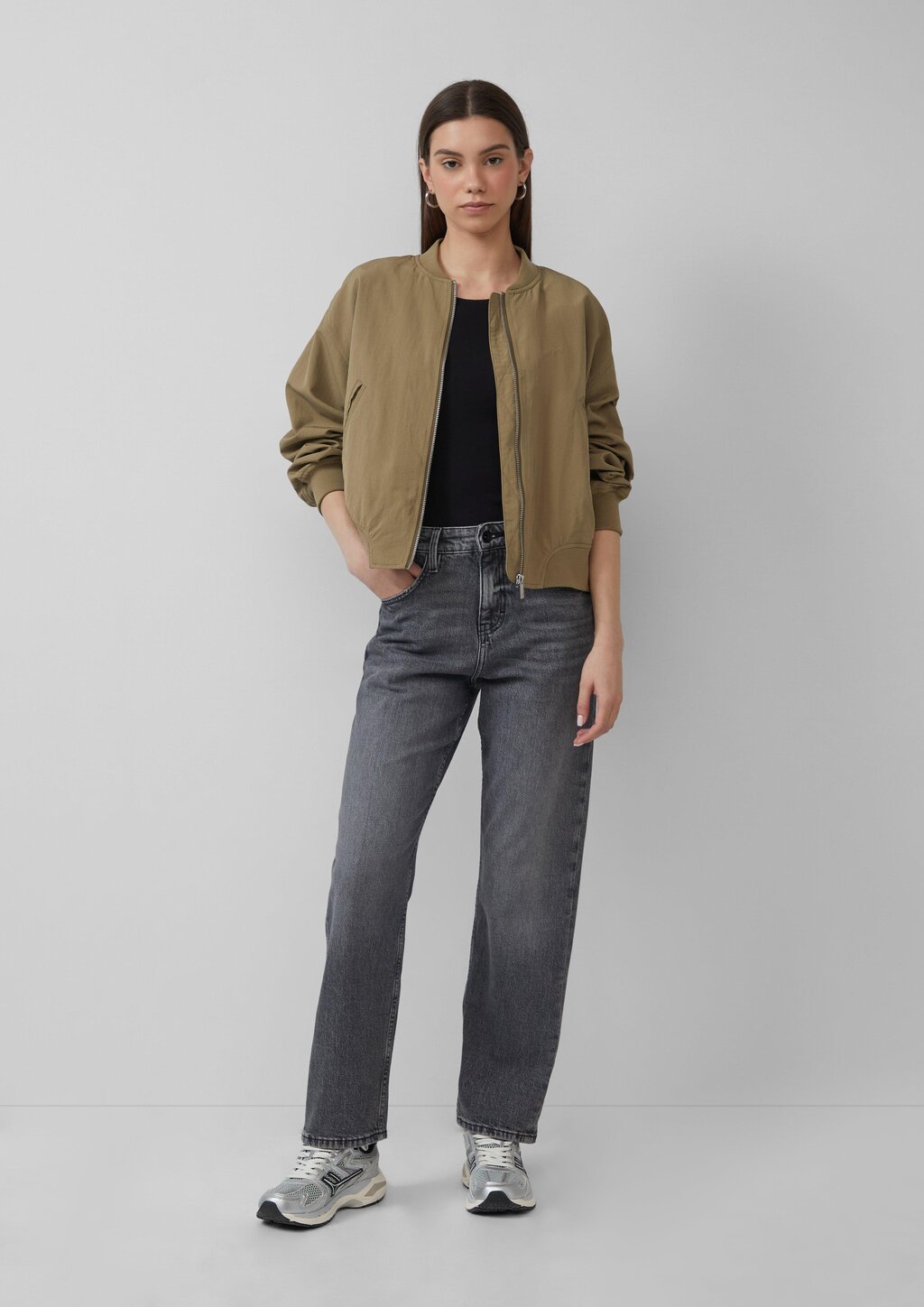 Unisex Jeans / Loose Fit / Mid Rise / Straight Leg / INCH Sizes